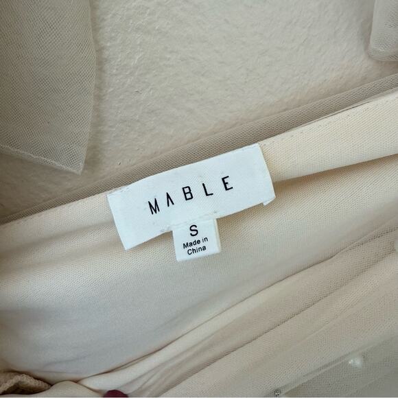 Mable Lyanna Elegant Pearl Studded Dress Size Small - Picture 4 of 6